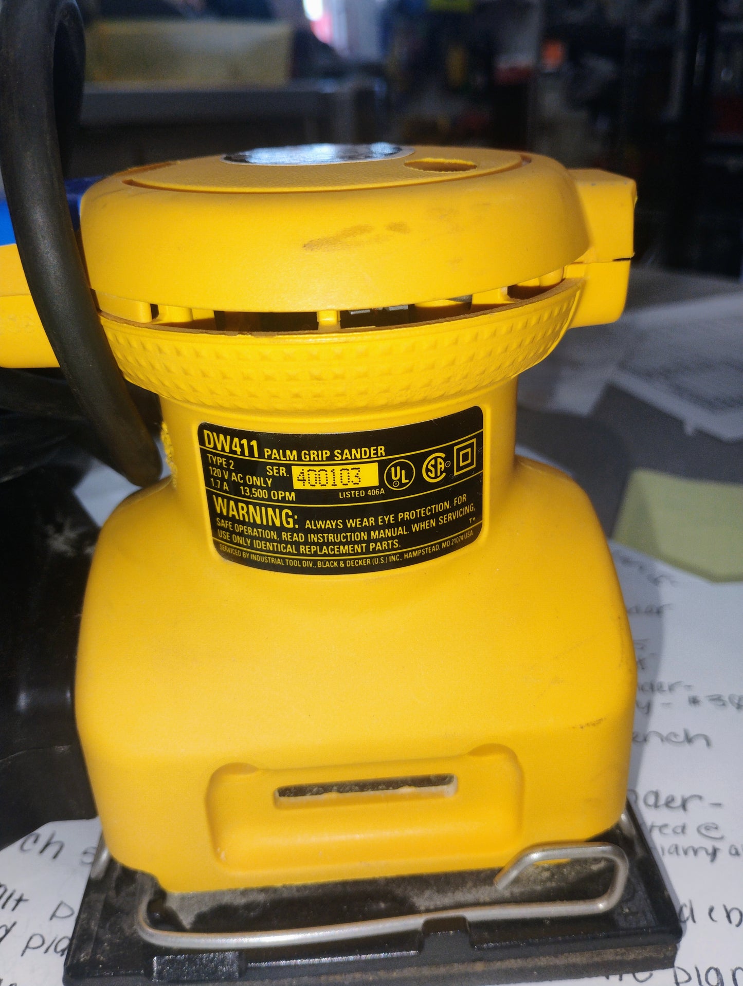 DEWALT DW411 1/4 SHEET PALM GRIP SANDER USED