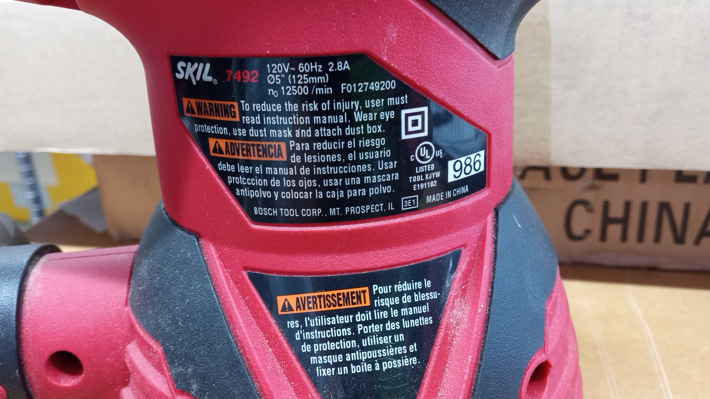 Skil 5in Random Orbital Sander USED
