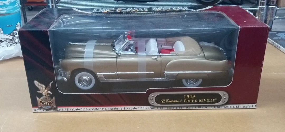 Road Signature 1949 Cadillac Coupe DeVille 1:18 Deluxe Edition