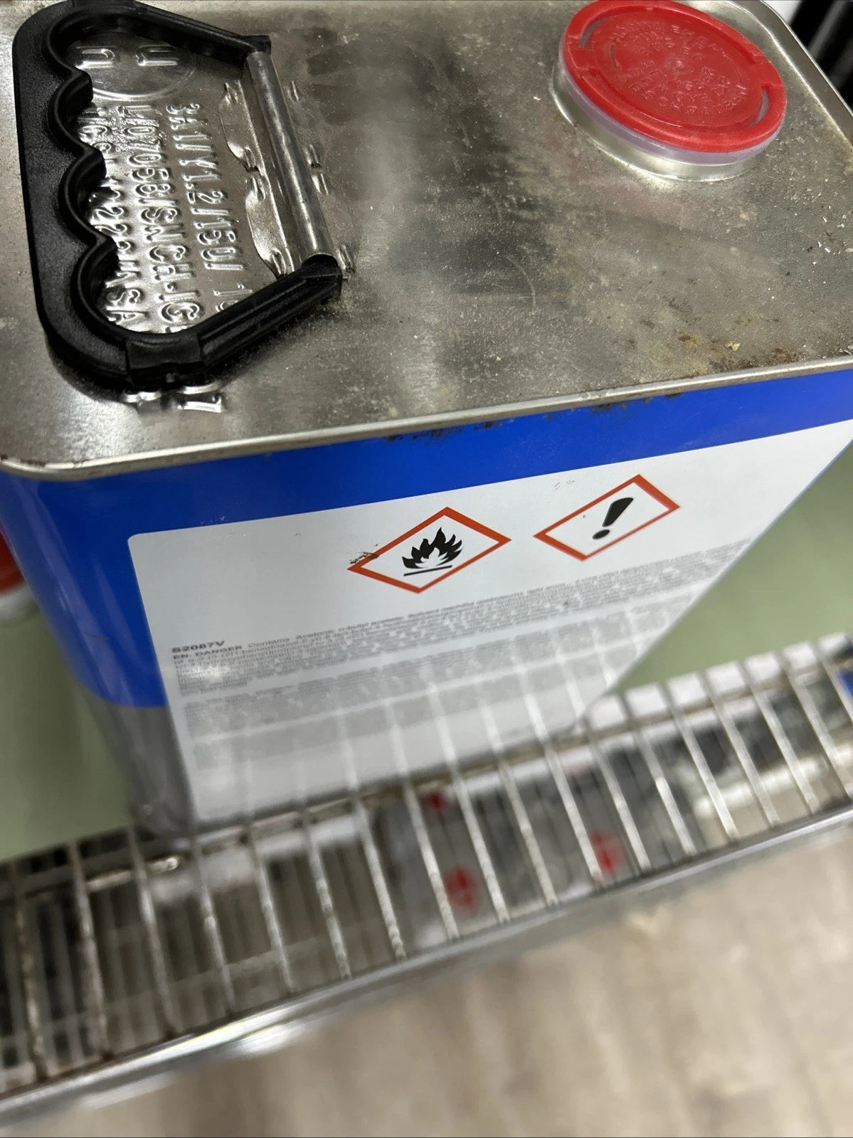 U-Pol Prods Syst 20 UP2872V Water Clearcoat, 1 gal Tin, 4:1 Mixing W/Hardener