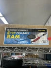 Central Hydraulics 5 Ton Pull-Back Ram